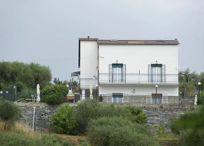 Sarina House Ocean View